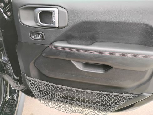 Used 2018 Jeep Wrangler Unlimited Rubicon image 20