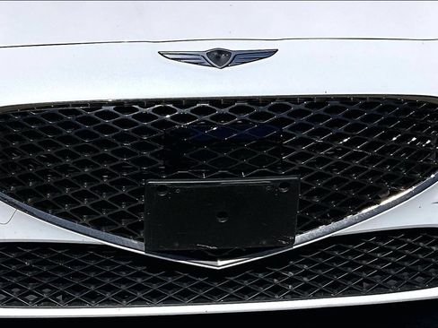 Used 2024 Genesis G70 3.3T Advanced RWD image 29