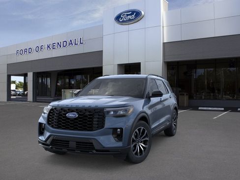 New 2026 Ford Explorer ST-Line RWD image 2