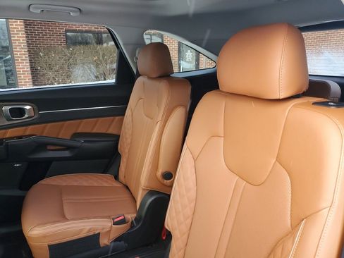 Used 2022 Kia Sorento SX Prestige w/ Rust Color Package image 31