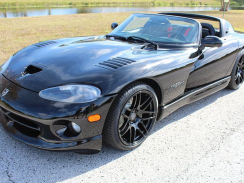 Used 2000 Dodge Viper RT/10 image 51