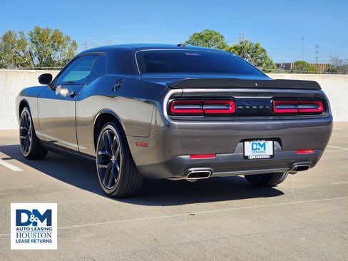 Used 2021 Dodge Challenger SXT w/ Blacktop Package image 6