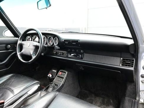 Used 1995 Porsche 911 Carrera RWD image 13