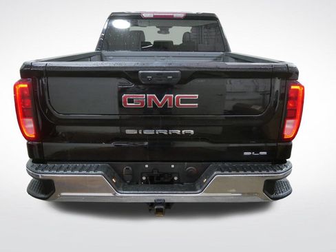 Used 2022 GMC Sierra 1500 SLE AWD/4WD image 4
