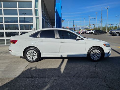 Used 2019 Volkswagen Jetta S w/ Driver Assistance Package FWD image 2