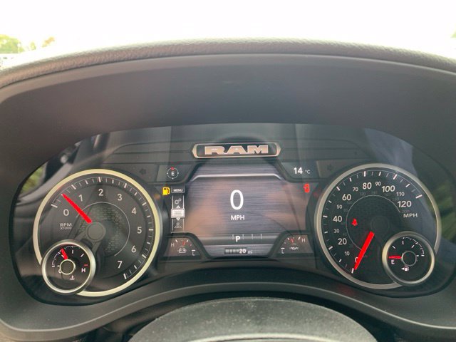 Used 2026 RAM 1500 Express AWD/4WD image 22