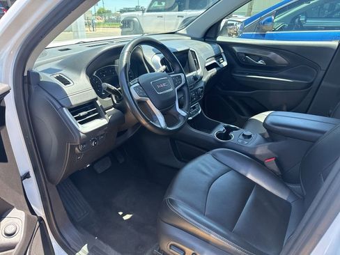 Used 2024 GMC Terrain SLT FWD image 8