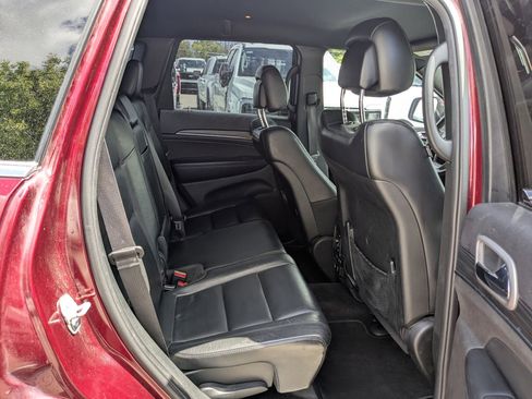 Used 2019 Jeep Grand Cherokee Limited AWD/4WD image 35