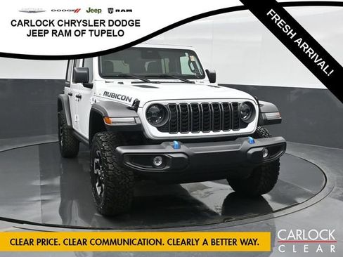 Used 2025 Jeep Wrangler Unlimited Rubicon 4xe w/ Convenience Group image 6