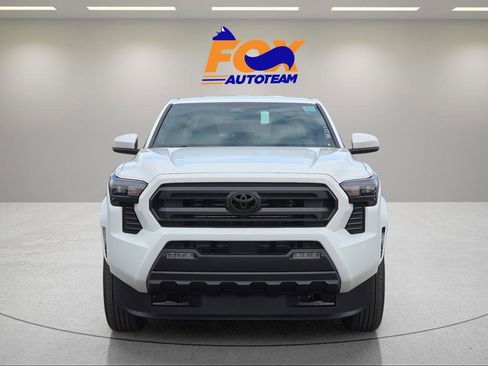 New 2026 Toyota Tacoma SR5 image 7