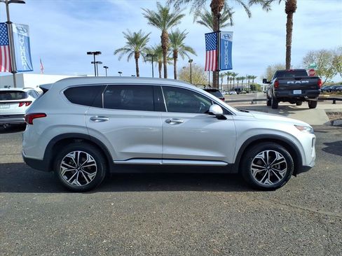 Used 2019 Hyundai Santa Fe FWD image 4
