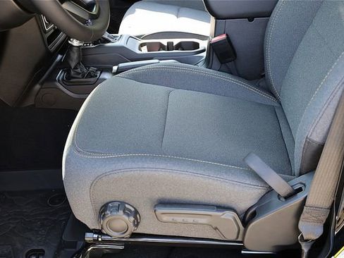 New 2025 Jeep Gladiator Sport image 16