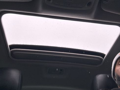 Used 2017 Nissan Sentra SR Turbo w/ SR Turbo Premium Package image 12