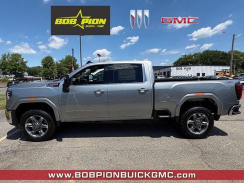 New 2026 GMC Sierra 3500 SLE w/ SLE Value Package AWD/4WD image 2