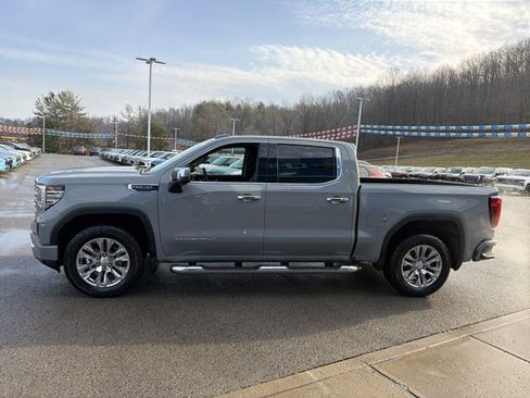 Used 2025 GMC Sierra 1500 Denali AWD/4WD image 9