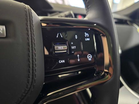 New 2026 Land Rover Range Rover Velar S AWD/4WD image 31