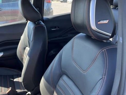 Used 2019 Nissan Kicks SR w/ SR Premium Package image 11