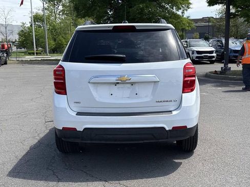 Used 2016 Chevrolet Equinox LT w/ Convenience Package image 3