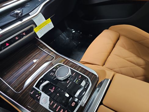 New 2026 BMW X5 xDrive50e AWD/4WD image 27