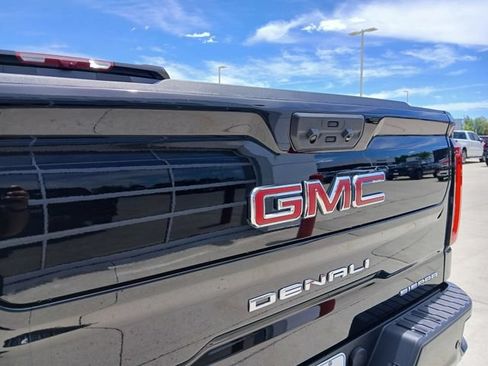 Certified 2025 GMC Sierra 1500 Denali w/ Denali Reserve Package AWD/4WD image 11