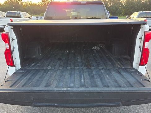 Used 2019 Chevrolet Silverado 1500 RST w/ True North Edition AWD/4WD image 12