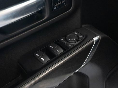 Used 2022 GMC Sierra 2500 AT4 AWD/4WD image 16