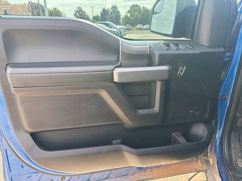 Used 2017 Ford F150 XLT w/ Equipment Group 302A Luxury AWD/4WD image 13