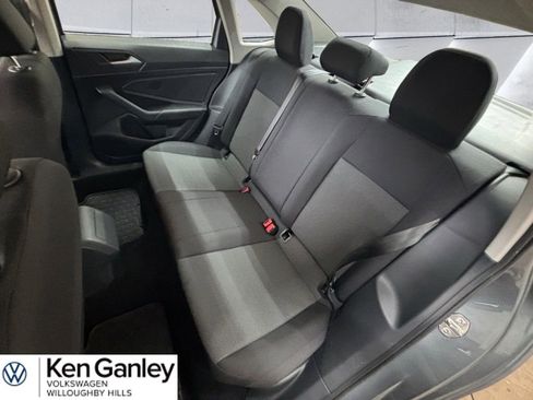 Certified 2021 Volkswagen Jetta FWD image 17