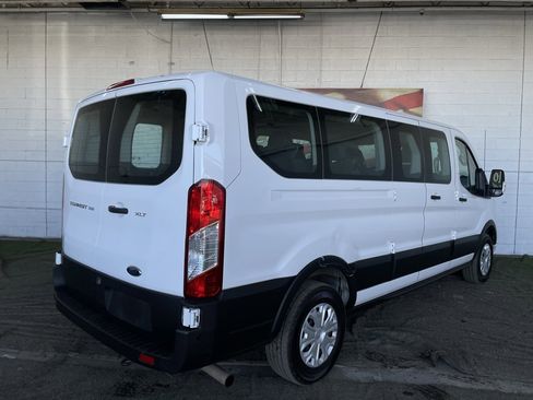 Used 2021 Ford Transit 350 XLT image 5