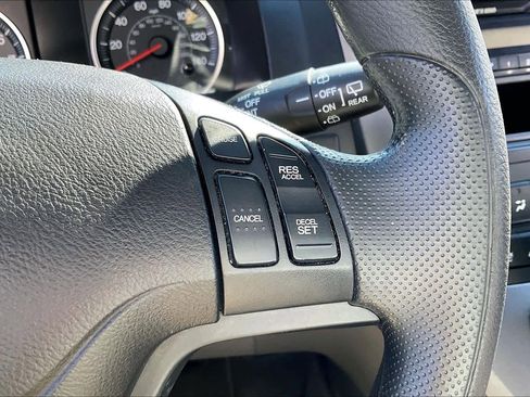 Used 2010 Honda CR-V LX image 24