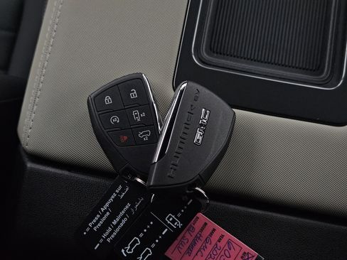 New 2026 GMC Hummer EV SUV image 33