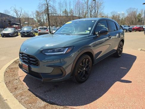 Used 2024 Honda HR-V Sport image 1