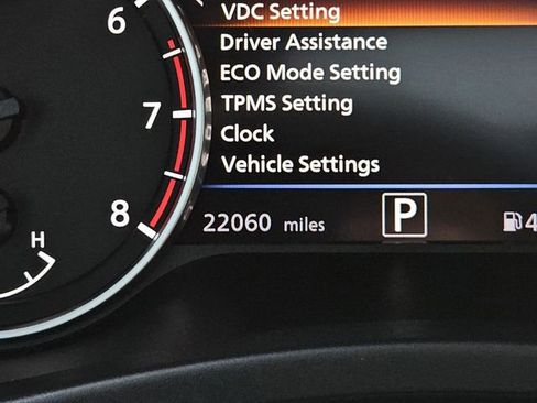 Used 2024 Nissan Sentra SR w/ SR Premium Package FWD image 25