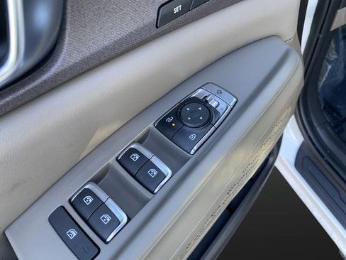 New 2026 Kia Carnival EX image 35