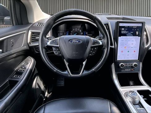 Used 2024 Ford Edge SEL AWD/4WD image 6