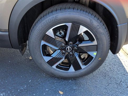 New 2026 Nissan Kicks SV w/ Cold Weather Package image 21