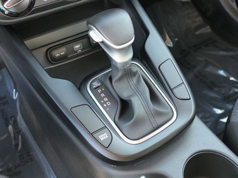 Used 2022 Kia Soul LX image 21