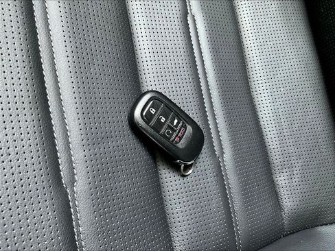 Used 2024 Honda CR-V EX-L image 33