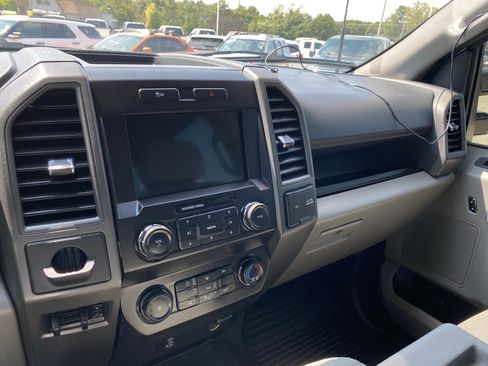 Used 2022 Ford F250 XL w/ STX Appearance Package image 17