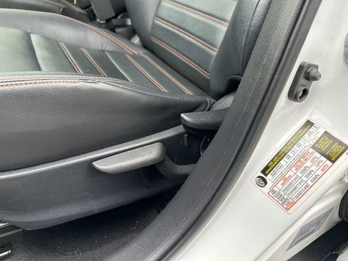 Used 2019 Nissan Kicks SR w/ SR Premium Package FWD image 20