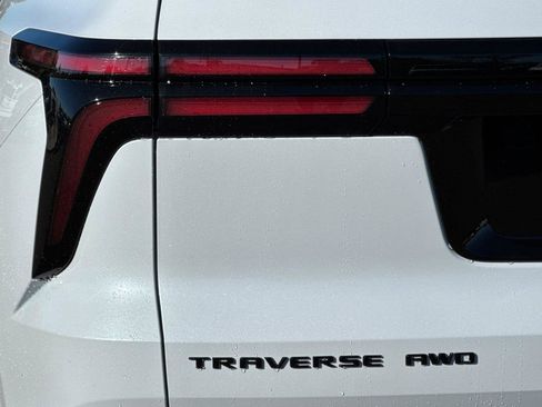 New 2026 Chevrolet Traverse Z71 w/ Driver Confidence Package image 35