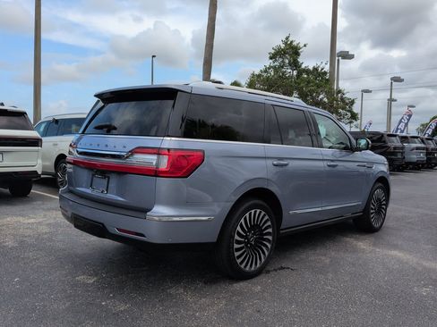 Used 2021 Lincoln Navigator Black Label w/ Cargo Convenience Package AWD/4WD image 4