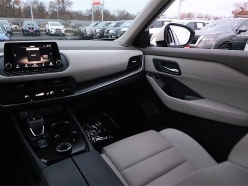 Certified 2023 Nissan Rogue SV w/ SV Premium B Package image 24