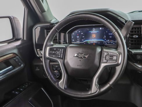Used 2023 Chevrolet Silverado 1500 RST AWD/4WD image 12
