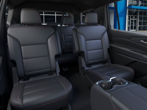New 2026 Chevrolet Traverse Z71 w/ LPO, Floor Liner Package AWD/4WD image 17
