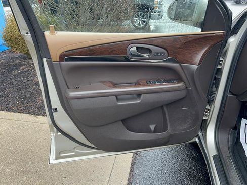Used 2016 Buick Enclave Leather image 14