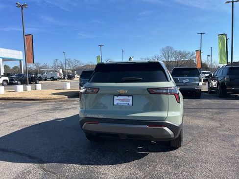 New 2026 Chevrolet Equinox LT image 4