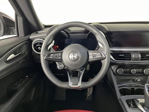 Used 2025 Alfa Romeo Stelvio Sprint w/ Veloce Package image 20