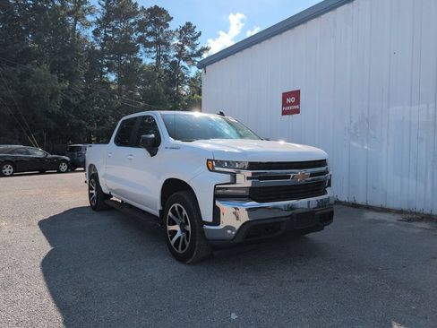 Used 2021 Chevrolet Silverado 1500 LT AWD/4WD image 1