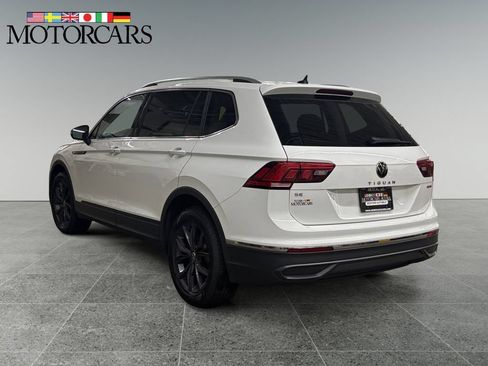 Used 2022 Volkswagen Tiguan SE AWD/4WD image 5